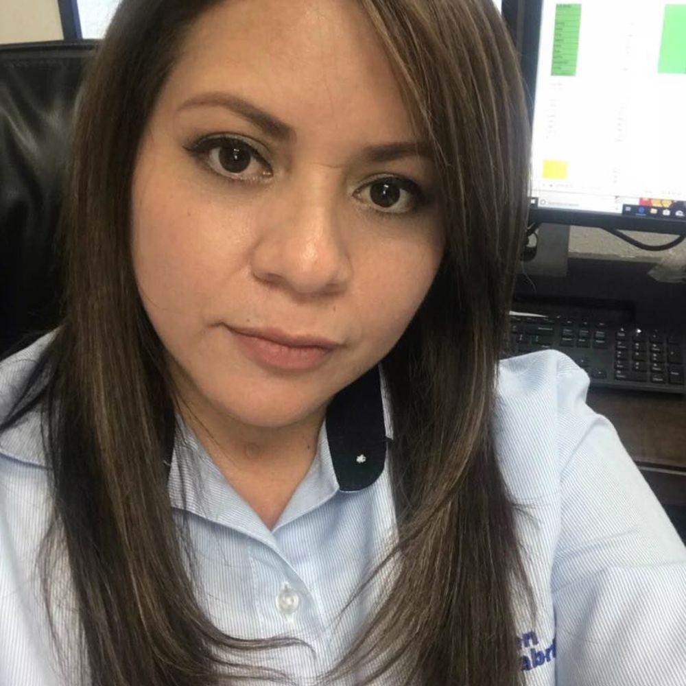 Meet your Posher, Juanis